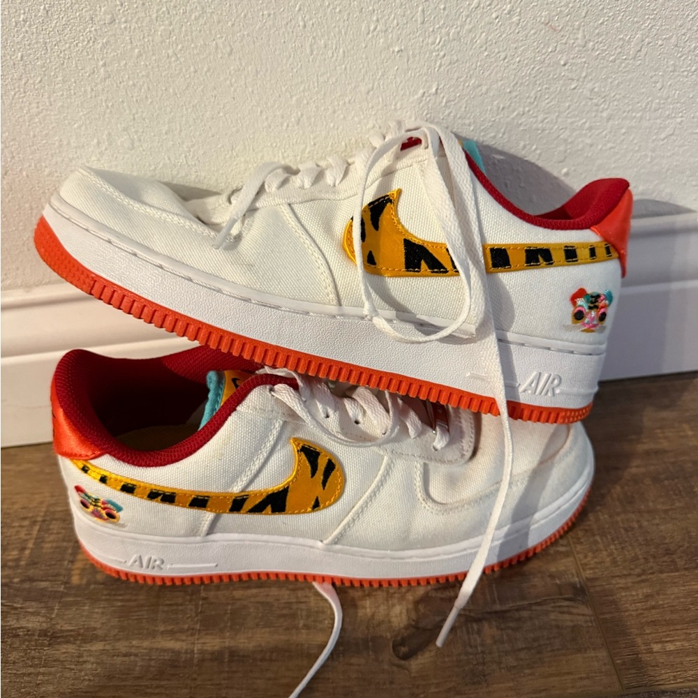 Nike Air Force 1 '07 LV8 Year of the Tiger Size 8 Preowned Sneakers Shoes